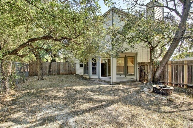 Building Photo - 8304 Bradford Edward Cove