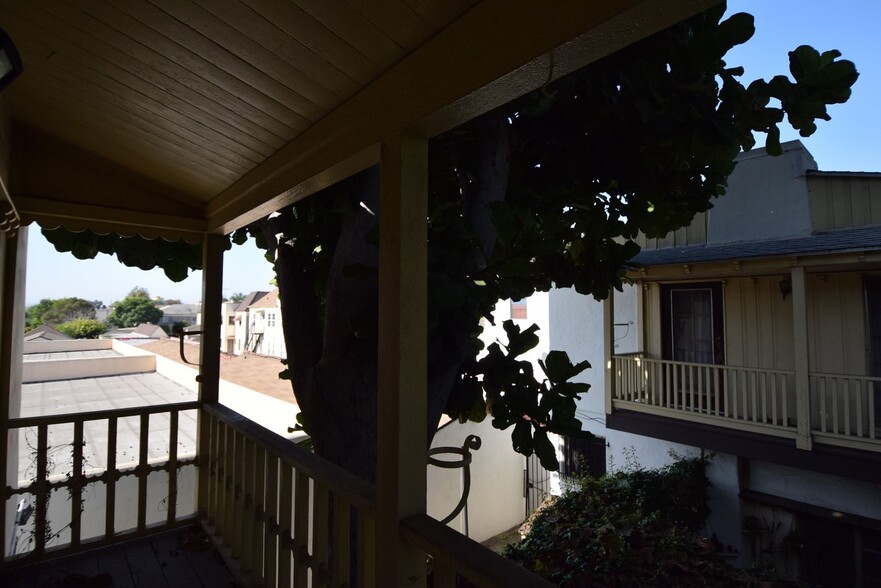 Building Photo - 1008 Orange Grv Ave