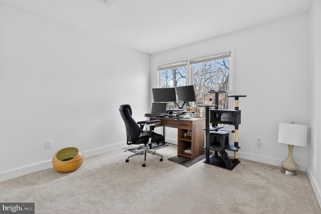 Building Photo - 11433 Heritage Oak Ct