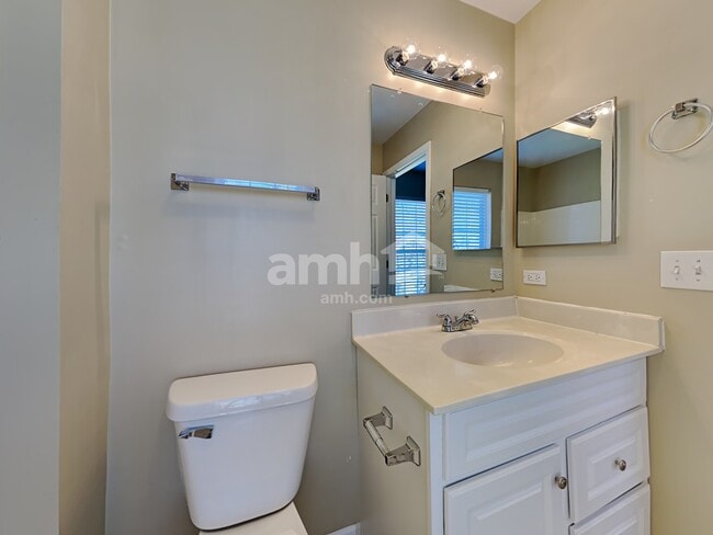 Building Photo - 161 Brookwood Ln W
