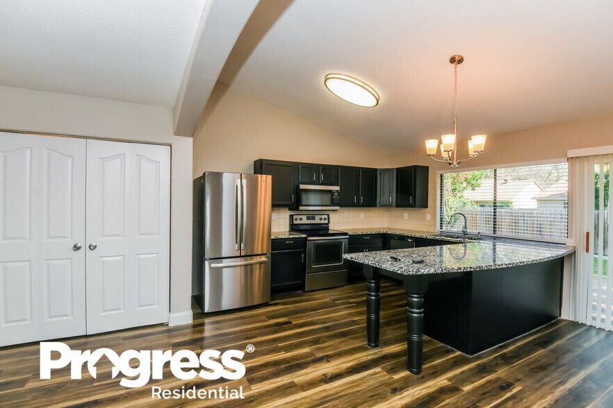 Building Photo - 6707 Greenspring Dr