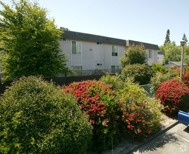 Building Photo - Dalewood Apartments