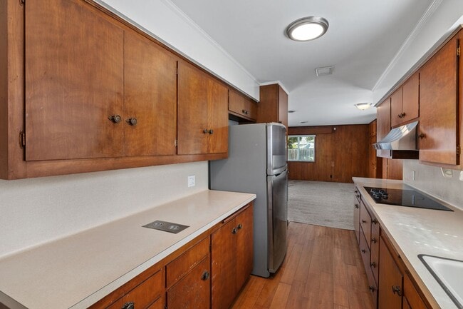 Building Photo - Lovely College Area Home