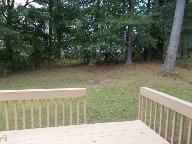 Building Photo - 4788 Wyndam Dr