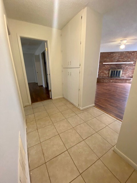 Building Photo - 1702 Kimbrough St