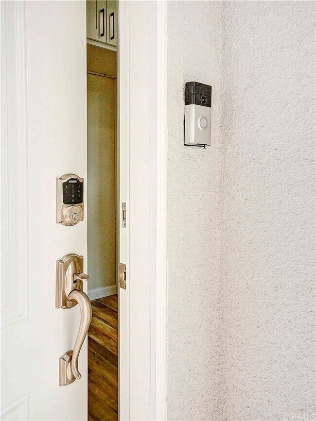 Building Photo - 15931 Tuba St