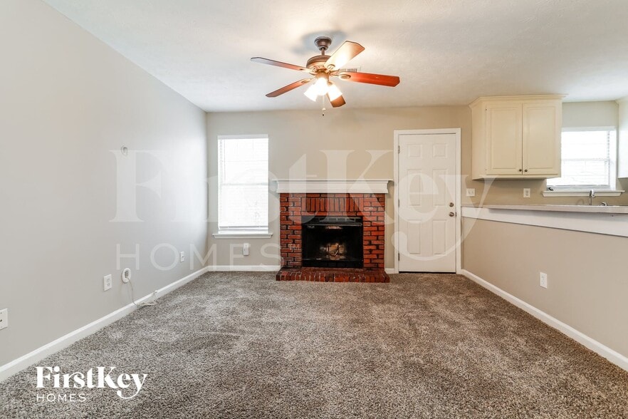 Building Photo - 204 Whistleville Ct