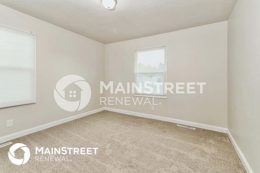 Building Photo - 5401 Johnsontown Rd