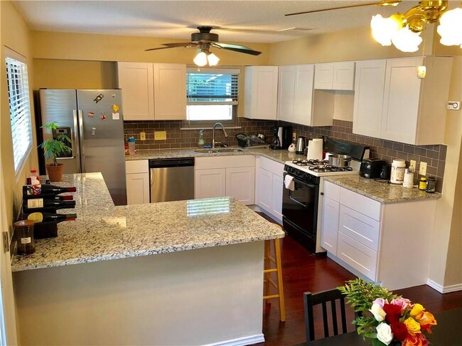 Building Photo - 4515 Keota Dr