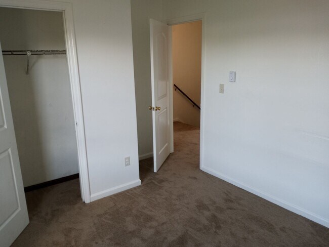 Building Photo - 3406 Tait Terrace