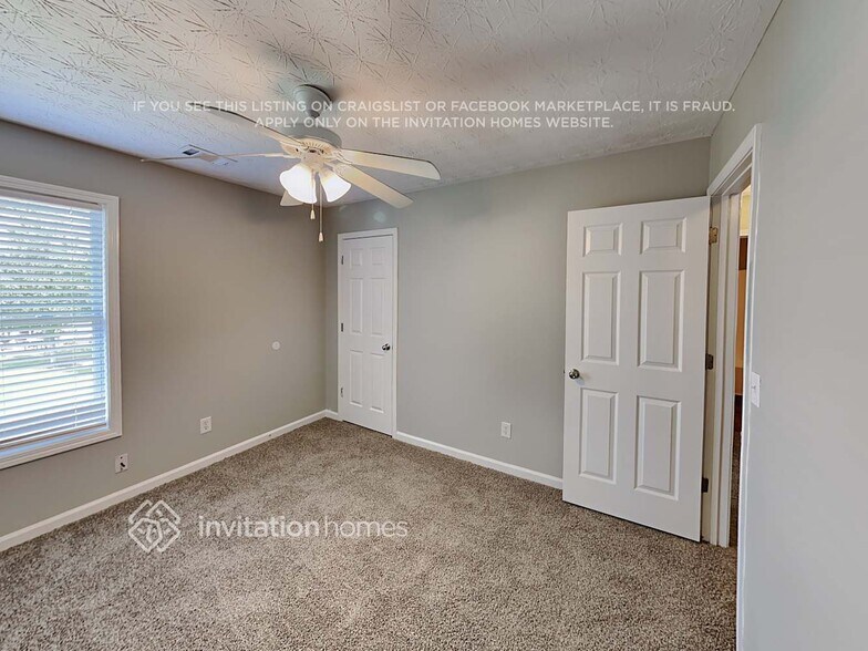 Building Photo - 207 Winterbury Dr