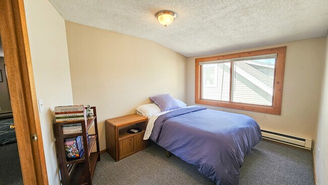 Bedroom 4 - 904 20th Ave SE