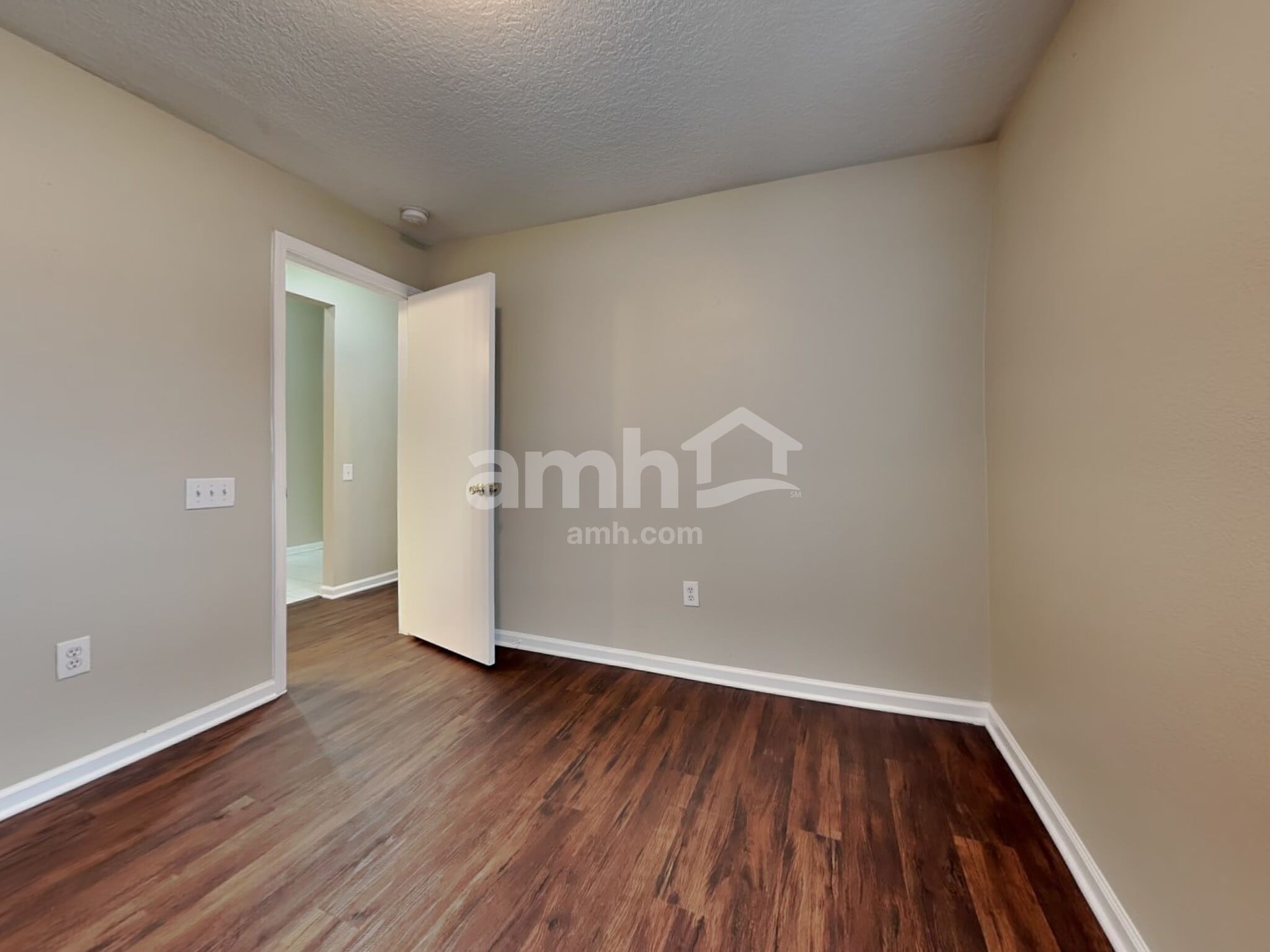 Building Photo - 5801 War Admiral Dr