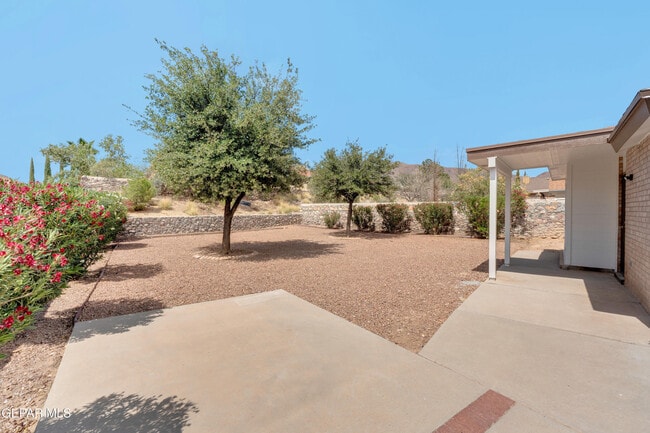 Building Photo - 6541 Dakota Ridge Dr