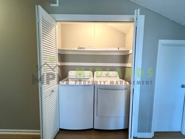 Building Photo - 201 Mariners Row