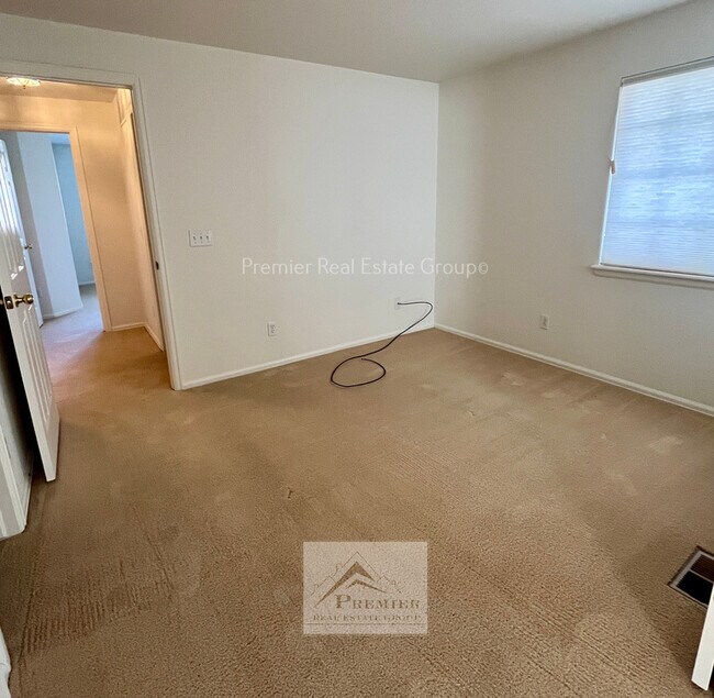 Building Photo - 8310 Ivory Loop