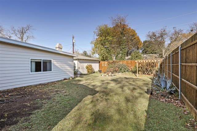 Building Photo - 608 Vernet St