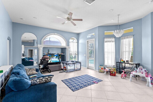 Building Photo - 103 Black Olive Crescent
