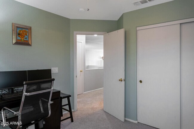 Building Photo - 3316 E Blackhawk Dr