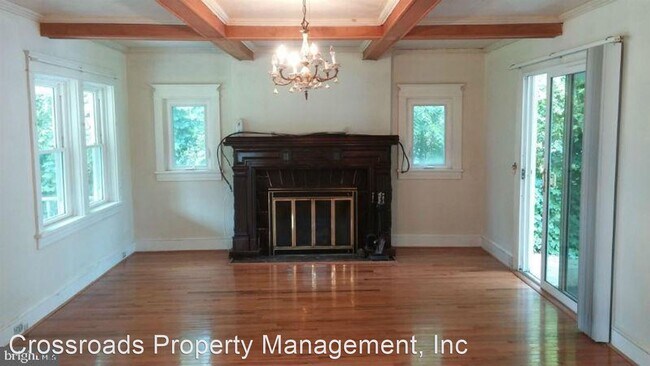 Building Photo - 2 br, 2 bath House - 1445 New Holland Pike