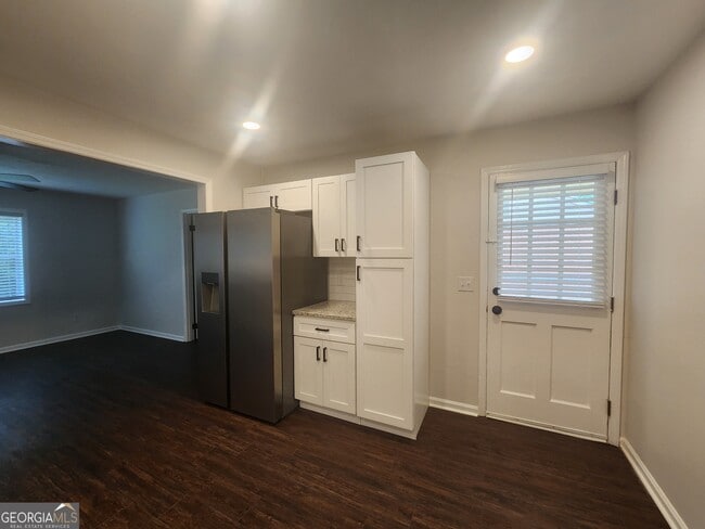 Building Photo - 2100 Wagner Dr