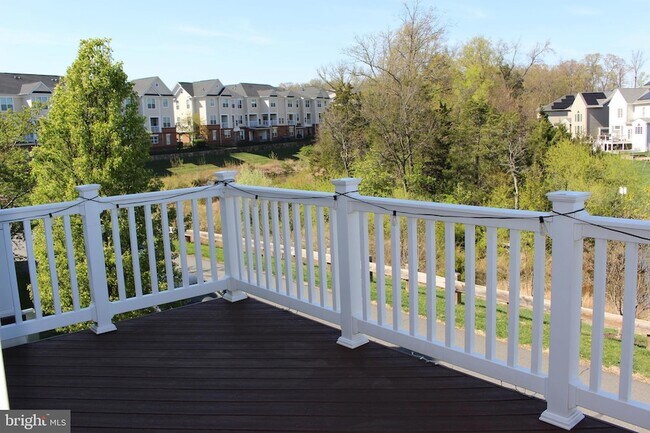 Building Photo - 23261 Carters Meadow Terrace