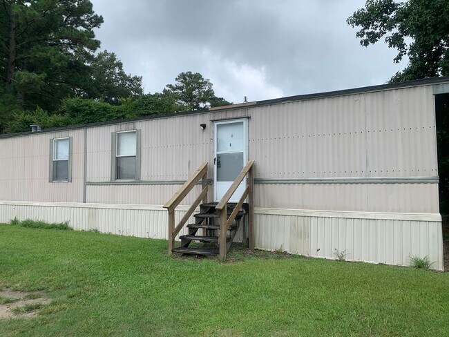 Primary Photo - 6 Morningside Dr