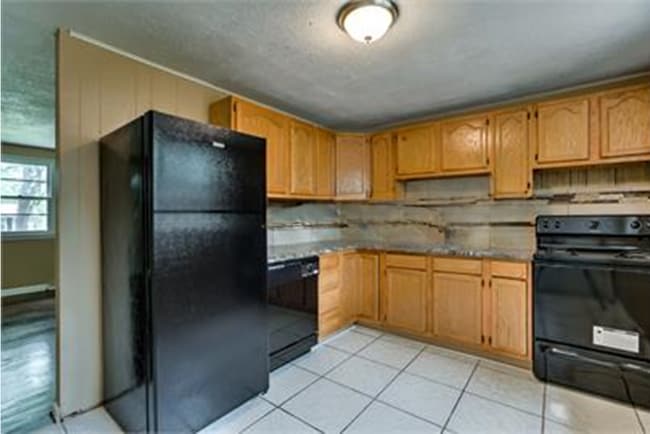 Building Photo - 6310 N 47th St
