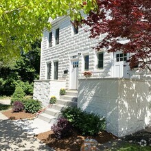 Building Photo - Hortensia Townhomes