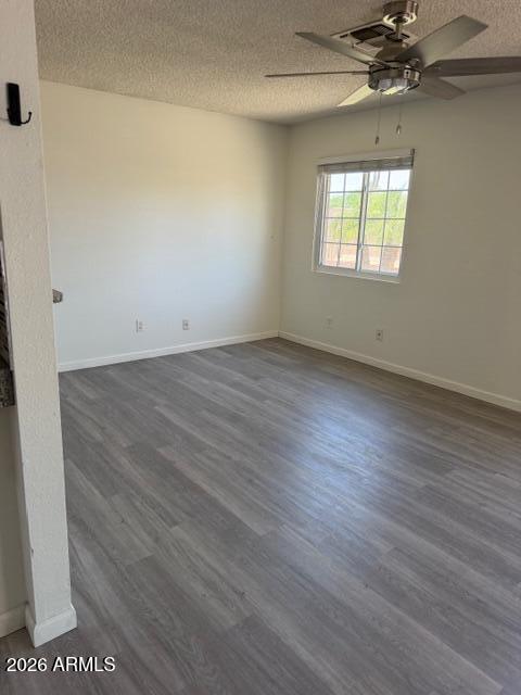Building Photo - 3033 S Longmore