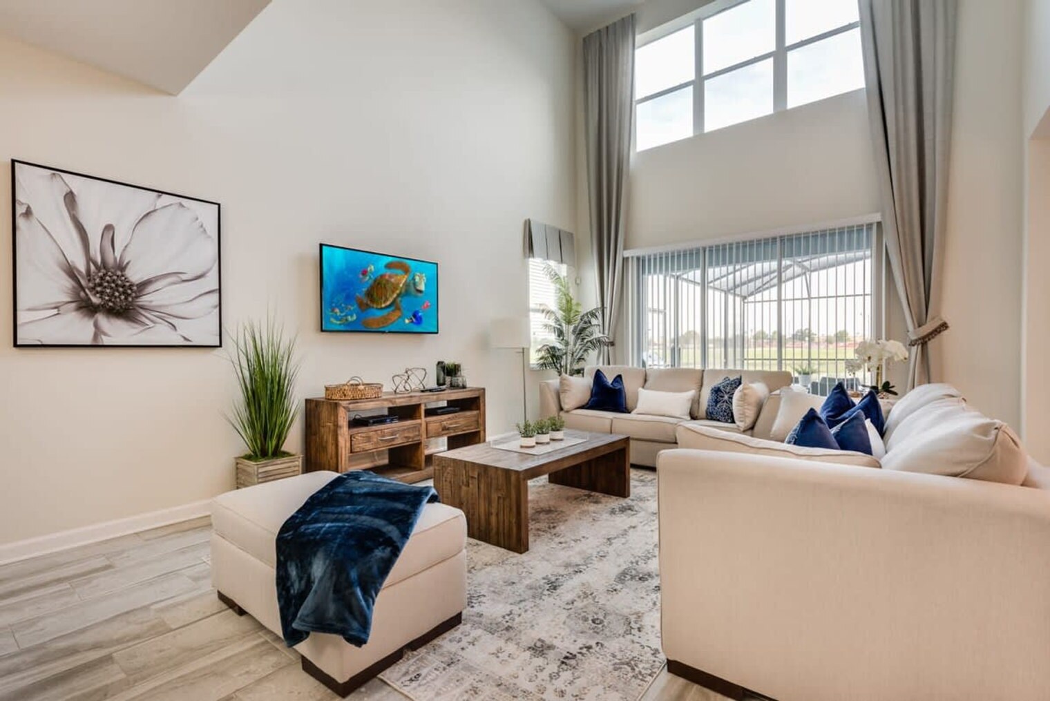 Building Photo - 4801 Kings Castle Cir
