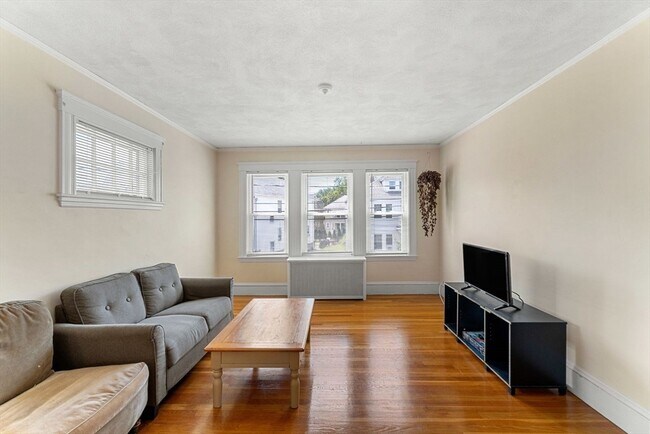 Primary Photo - 25 Dartmouth St