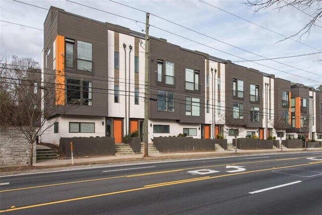 Building Photo - 37 Reynolds Square Ln