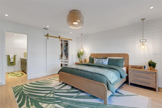 Building Photo - 4360 Chatham Dr