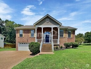 Building Photo - 3000 S Waterford Ct