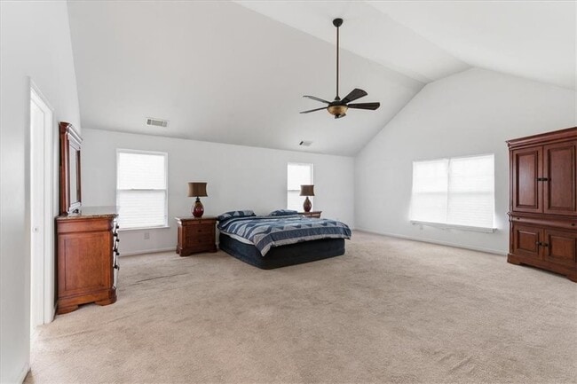 Building Photo - 345 Oxnard Cir SW