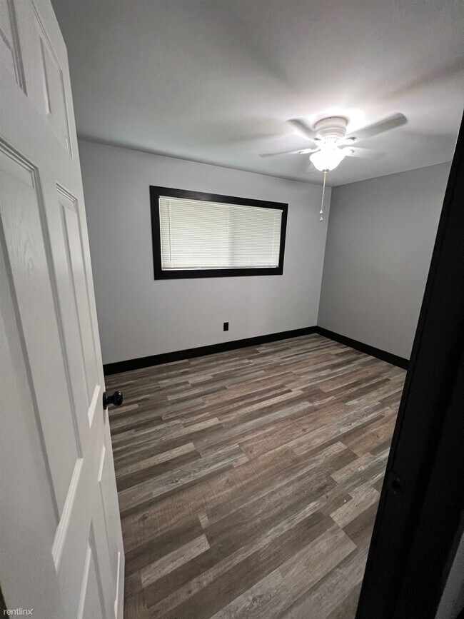 Building Photo - 3 br, 1 bath House - 1602 Jay Street