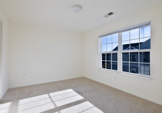 Building Photo - 146-K University Village