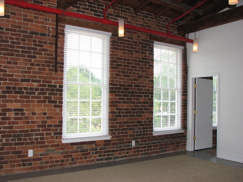 Crown Mill Village Lofts 809 Chattanooga Ave Dalton GA 30720