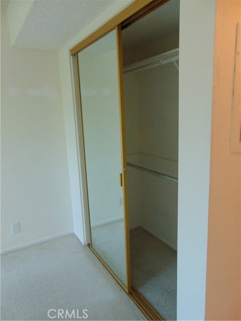 Building Photo - 2203 Apricot Dr