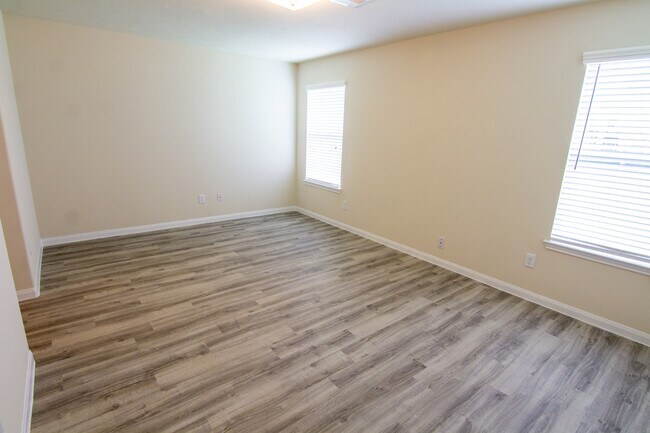 Building Photo - 13214 Withee Path Ln