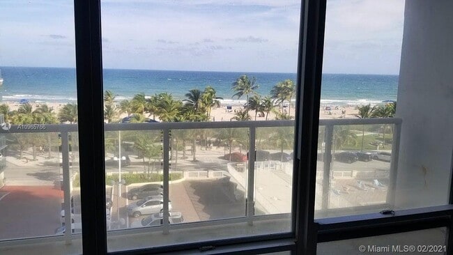 Building Photo - 111 N Pompano Beach Blvd