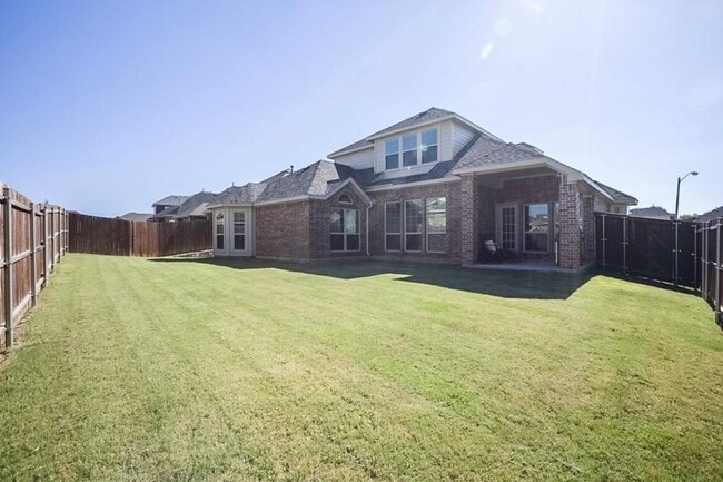 Building Photo - 4820 Tuscany Ln