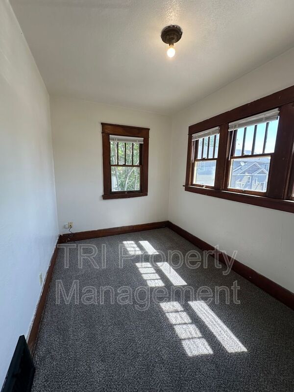 Building Photo - 1938 8th Ave