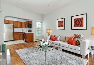 Building Photo - Cypress Hills, unique and distinctive 1 Bedroom