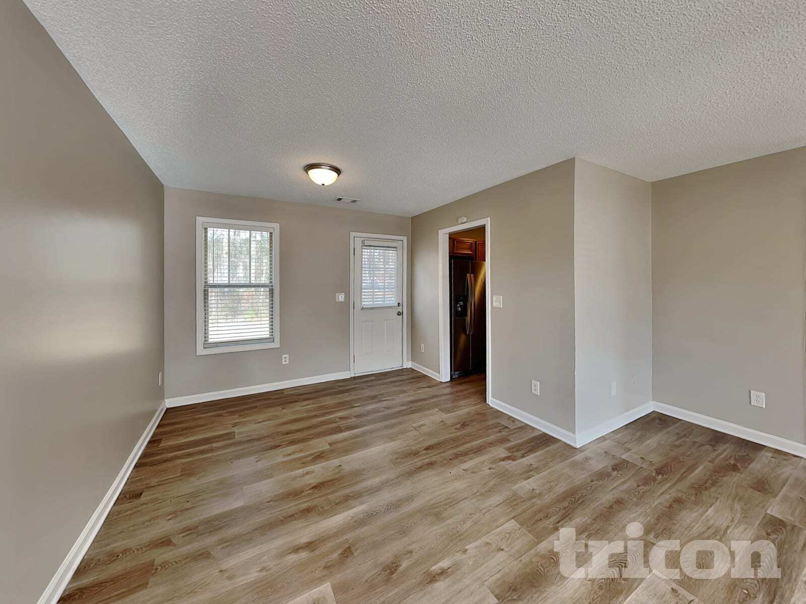 Building Photo - 106 White Creek Loop