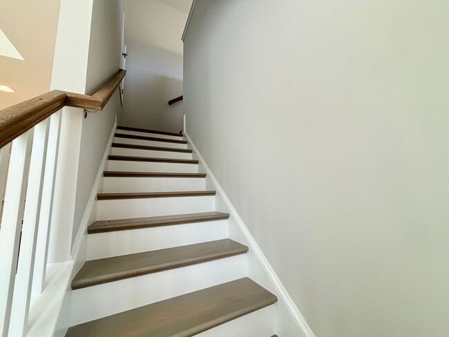 Building Photo - Available now. Beautiful 3 BR/2.5 BA New C...