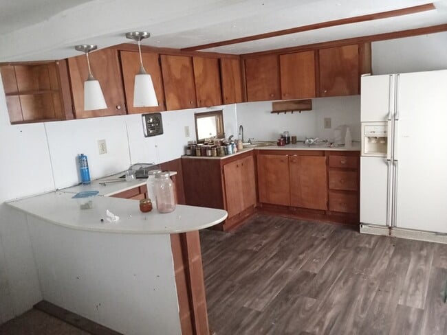 Building Photo - 1305 Ridge Cir