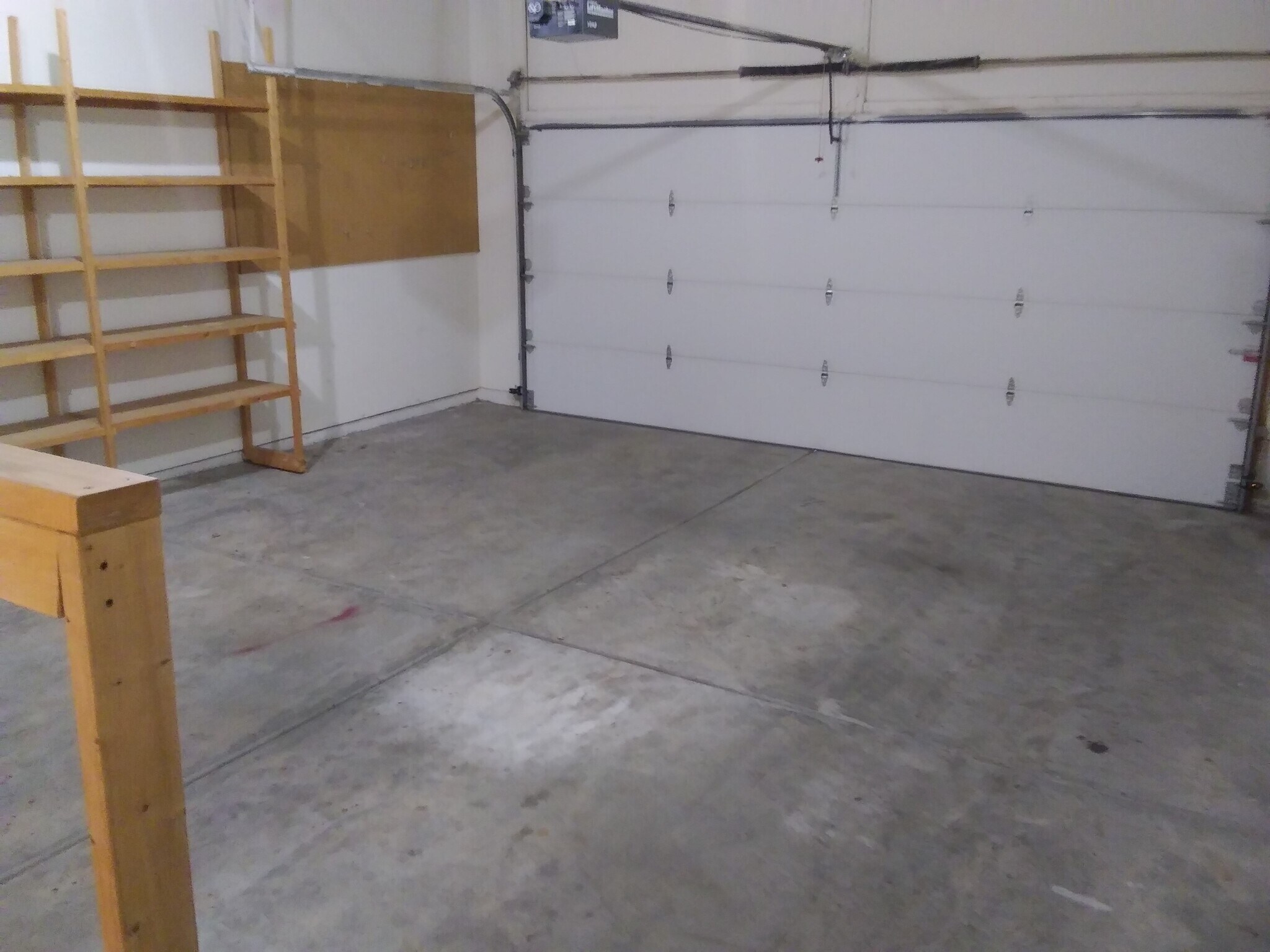 Garage - 3013 N Fremont Ave