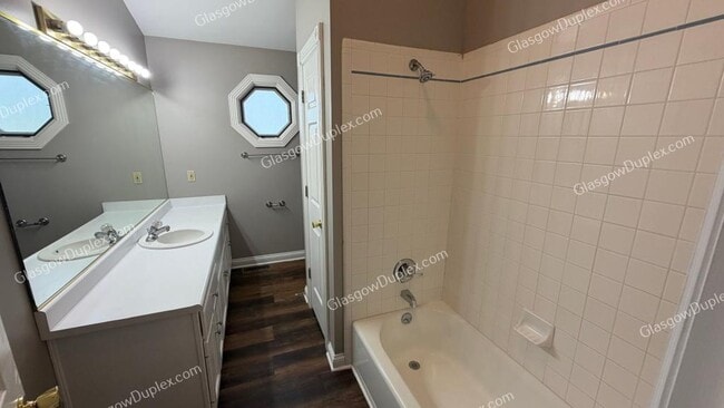 Building Photo - 98 Sandwood Dr